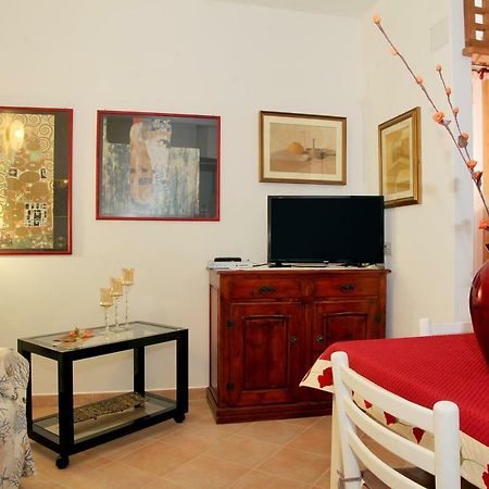 Apartamento Casa Pireddu Cala Gonone Exterior foto