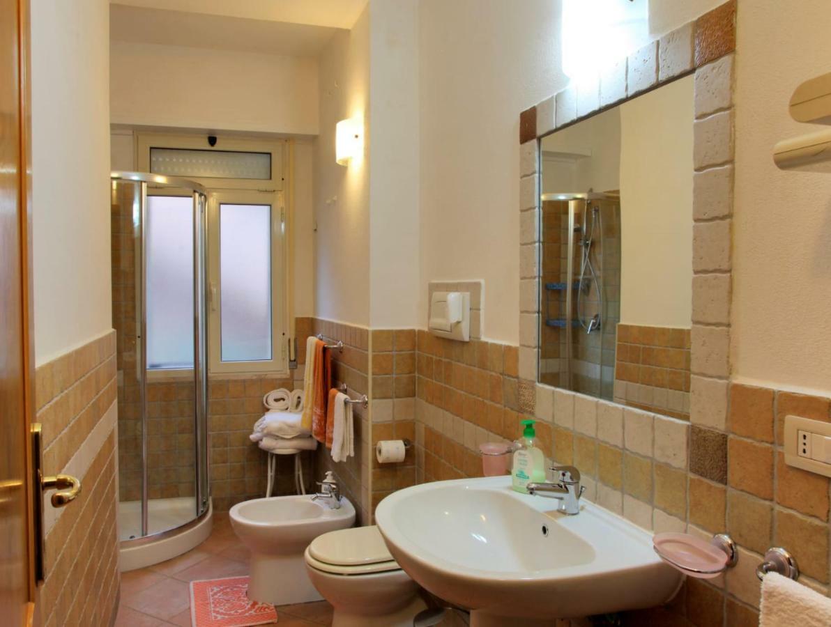 Apartamento Casa Pireddu Cala Gonone Exterior foto