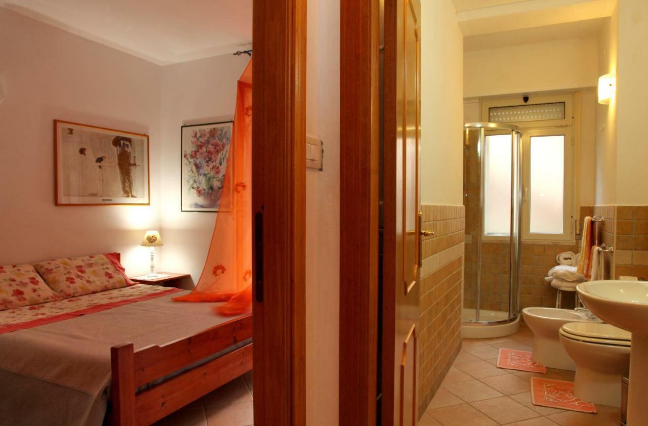 Apartamento Casa Pireddu Cala Gonone Exterior foto